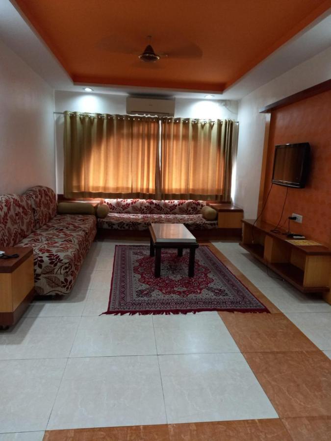 Sharan Hotel Shirdi Exteriör bild